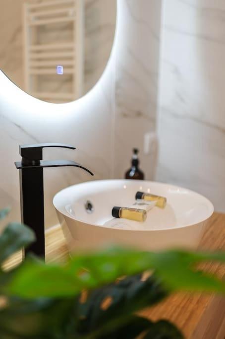 A/c & Balneo In Of Carre D'or #renovated Nizza